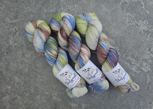 6 fach Sockenwolle 150g, handgefärbt, #10