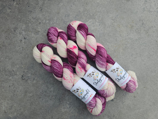 Sock 100g, handgefärbt, Rubinlicht